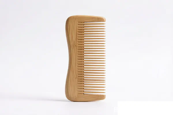Bamboo Hotel Comb